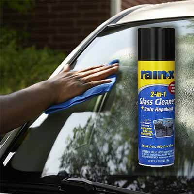 Rain-X 2-in-1 Foaming Glass Cleaner - best car accessories